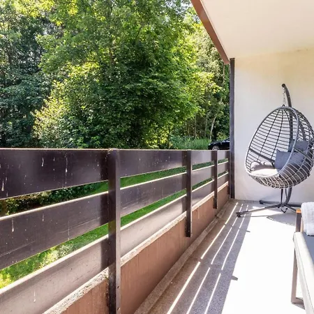 In Der Buere A アパート *